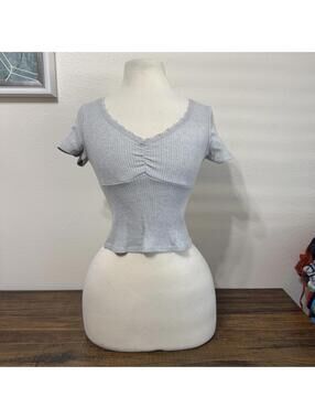 Mixed Threads Gray Ribbed Short Sleeve Top Size Small